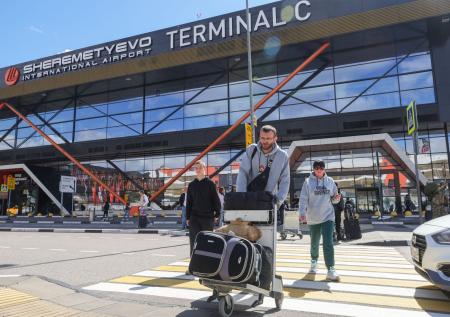 Напавшего на ребенка в Шереметьево пассажира не досматривали