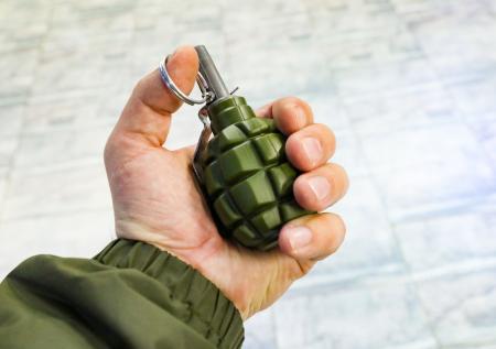 Жильцы дома подорвали дверь соседа из-за громкой музыки