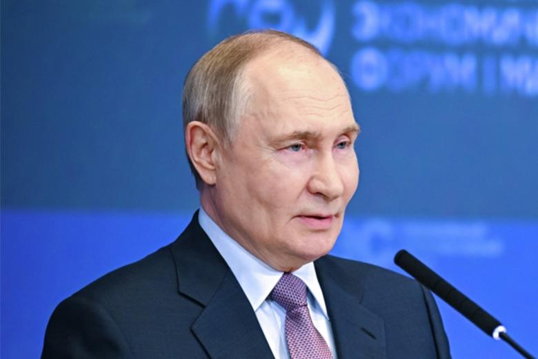 Владимир Путин на пленарном заседании IV Евразийского экономического форума в Минске