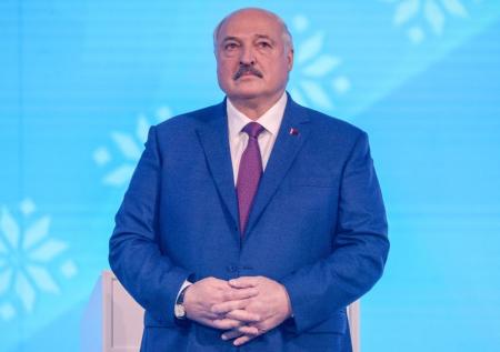 «Не Mercedes, но хорошие»: Лукашенко оценил российские машины