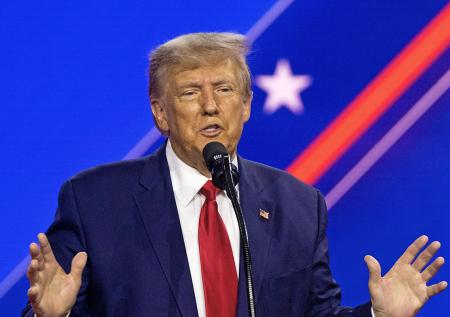 Трамп выразил уверенность в отсутствии у Ирана планов по ядерным проектам