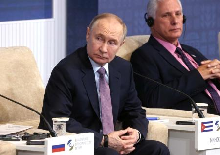 Путин удовлетворен итогами саммита ЕАЭС