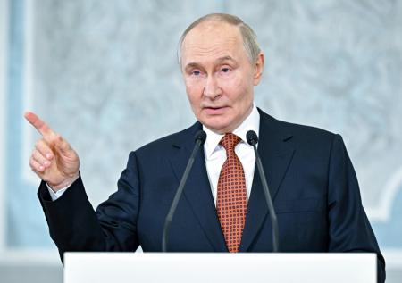 «Посылали нас подальше»: Путин о расширении НАТО вопреки обещаниям