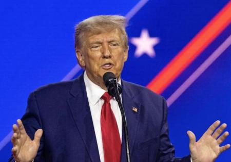 «Спас от уродливой смерти»: Трамп уверен, что Хаменеи обязан ему жизнью
