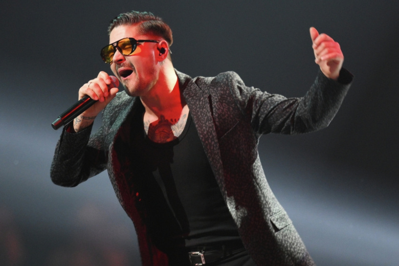 Лидер группы The Hatters Юрий Музыченко