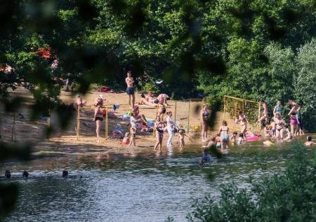 Детям запретили посещать водоемы без взрослых в одном регионе
