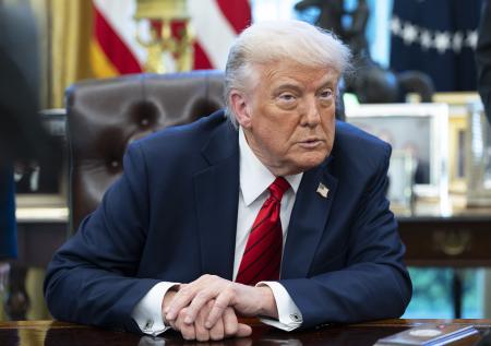 Политолог раскрыл, как Трамп пытается надавить на Канаду