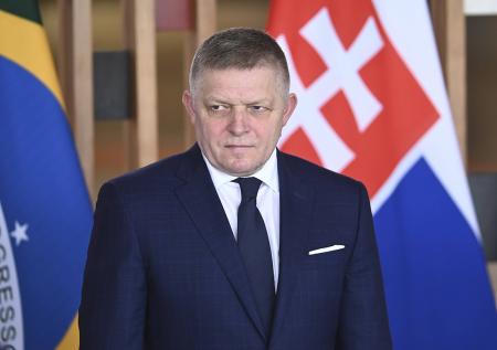 Премьер Словакии назвал неожиданную причину отказа от встречи с Зеленским