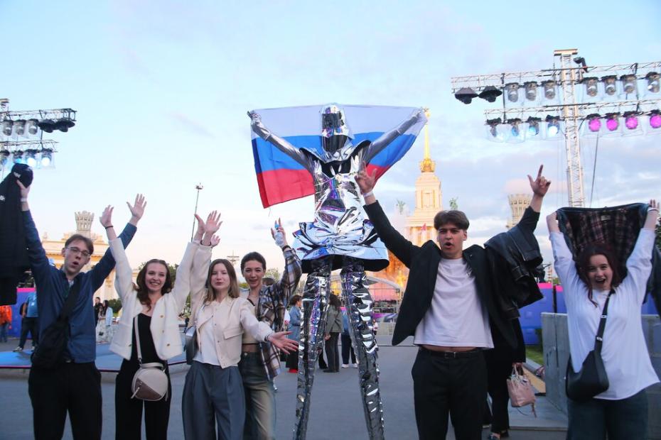 Общегородской выпускной на ВДНХ