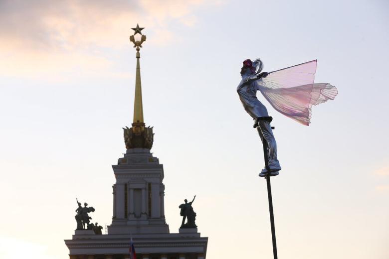 Общегородской выпускной на ВДНХ