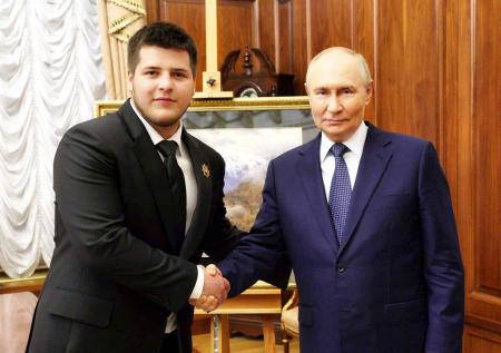 Путин провел неофициальную встречу с сыном Кадырова