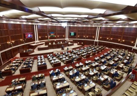 Делегация Милли Меджлиса Азербайджана отменила визит в Россию