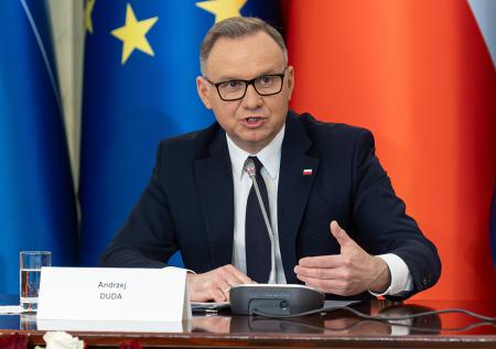 «Мир выглядит иначе»: уходящий с поста президента Дуда дал Украине совет