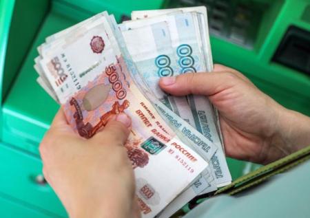 Размер пенсии работающих пенсионеров за три месяца вырос на 250 рублей