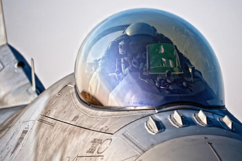 F-16