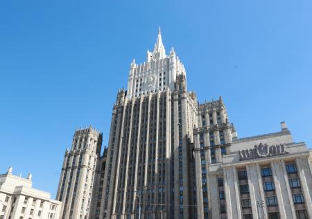 МИД: Запад пытается вытеснить РФ из нормализации отношений Баку и Еревана