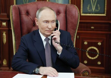 Раскрыты детали первого за три года телефонного разговора Путина и Макрона