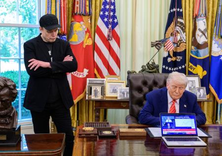 Трамп намекнул на депортацию Маска из США