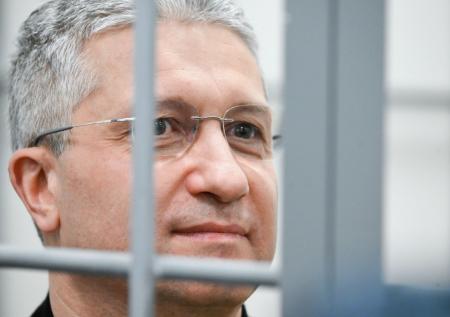 Экс-замглавы Минобороны РФ Иванову дали больше 10 лет колонии: что известно