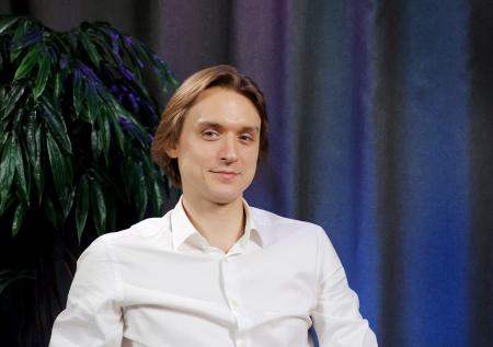 «Могу перебороть себя»: Родькин о вреде алкоголя, Большом театре и свадьбе