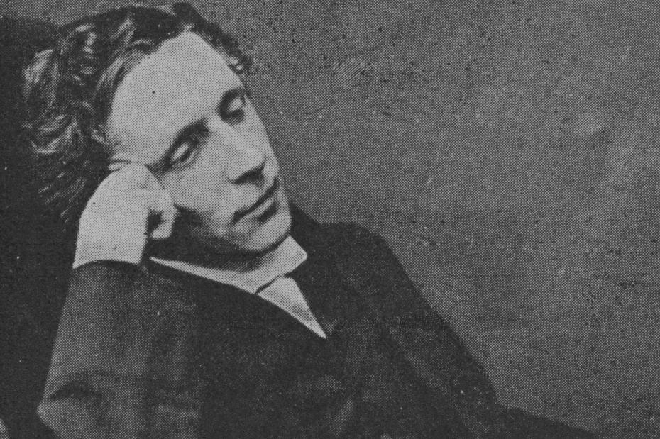 4 июля Льюис Кэрролл начал рассказывать историю о девочке, которая убежала за кроликом в Страну чудес