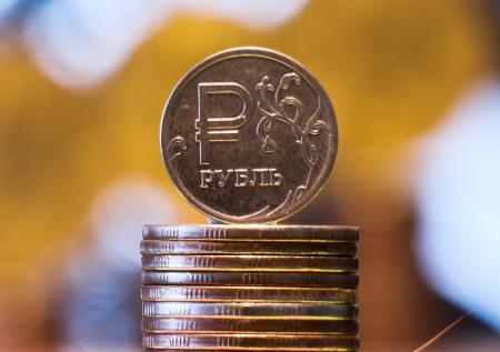 Рубль установил неожиданный рекорд 2025 года