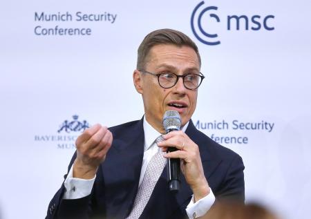 Президент Финляндии призвал Европу не недооценивать россиян