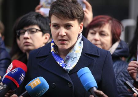 Летчица Савченко опровергла слухи о пленении