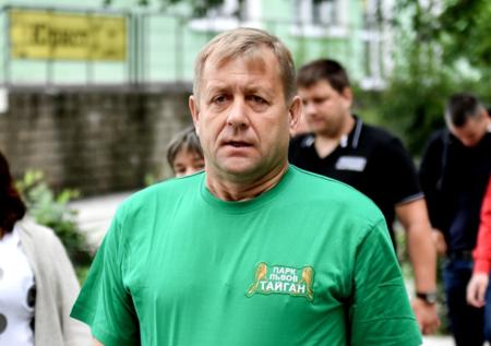 Владелец «Тайгана» Зубков отреагировал на инцидент с покурившей обезьяной