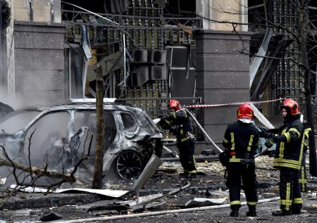 Киев полыхает без остановки после ночного обстрела