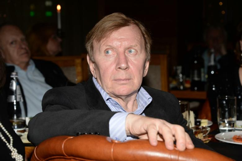 Юрий Чернов