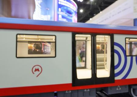 Движение по серой ветке метро в Москве приостанавливали
