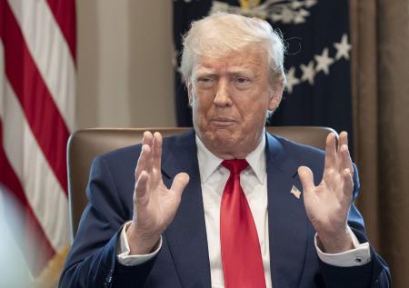 Трамп оценил, выдерживает ли Россия санкционное давление