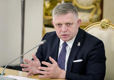 Фицо доходчиво объяснил, почему Словакия саботирует санкции против России