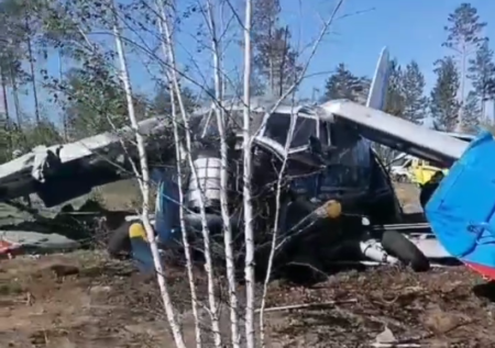 Появились кадры с места крушения самолета Ан-2 в Забайкалье
