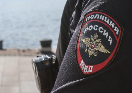 Теплоход превратился в ловушку для двух пьяных воров