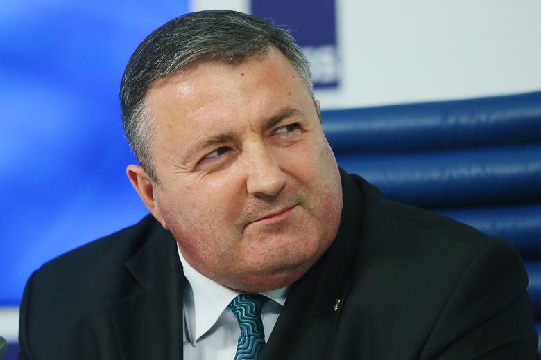 Александр Перенджиев