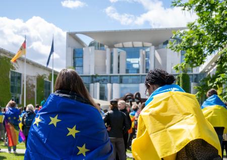 В Госдуме ответили, почему США судорожно пытаются переложить Украину на ЕС