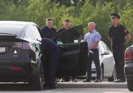 В деле Старовойта фигурируют два разных пистолета