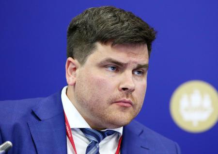 Глава Росаккредитации подал в отставку из-за скандала с автолабораториями