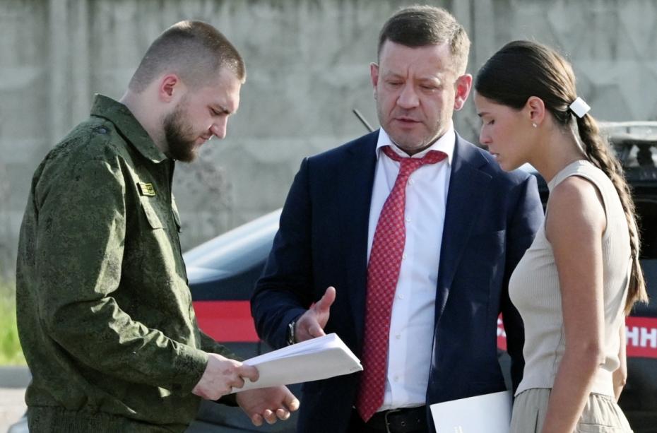 Следователи общаются с девушкой экс-министра транспорта РФ Романа Старовойта Полиной