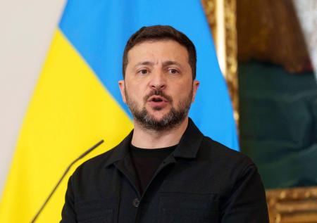 Зеленский назначил новых послов Украины в пяти странах