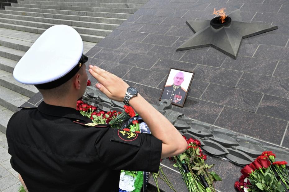 Мемориал в память о генерал-майоре Михаиле Гудкове