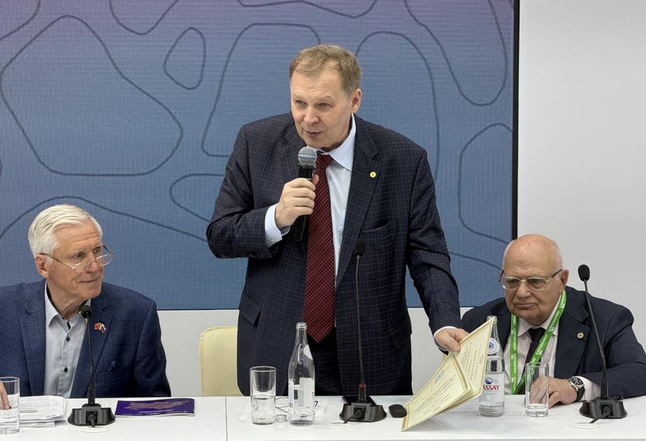 Член исполнительного комитета Россия БРИКС FOUNDRY Александр Петров