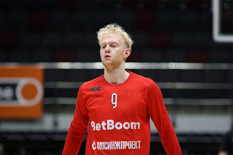 Даниил Касаткин