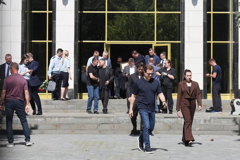 Церемония прощания с Романом Старовойтом
