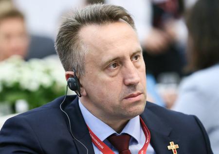 Верующим объяснили, нужно ли всегда креститься при виде храма