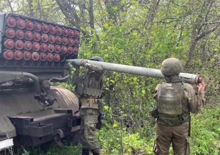 Танк-монстр пошел на прорыв, войска наступают: успехи ВС РФ к утру 10 июля