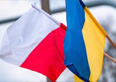 В Польше потребовали от Украины сознаться в геноциде