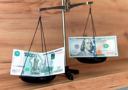 Рубль ждет девальвация? Курс сегодня, 12 июля, что с долларом, евро и юанем